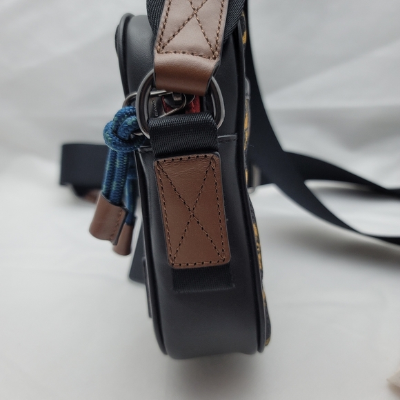 *FINAL PRICE**Rare* Coach Terrain Crossbody With Wavy Animal Print - Picture 10 of 11